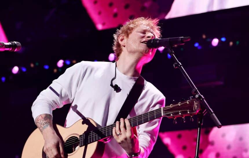 Ed Sheeran στη σκηνή μετά τη δικαστική δικαίωση για την απάτη εισιτηρίων