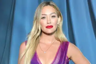 Hilary Duff χορεύει στο βίντεο του νέου της τραγουδιού “luck… or something”