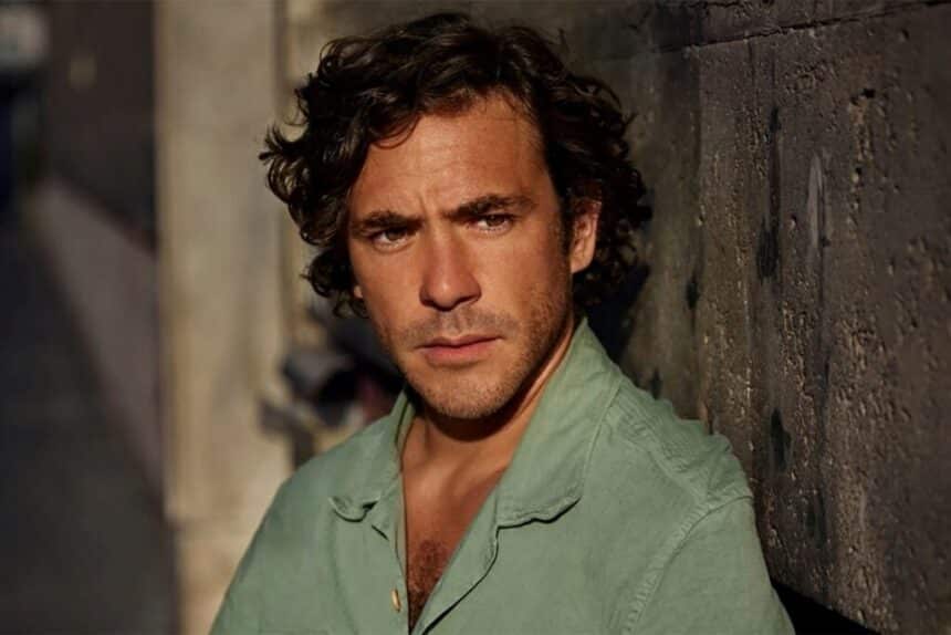 Jack Savoretti γιορτάζει 20 χρόνια καριέρας με νέο άλμπουμ