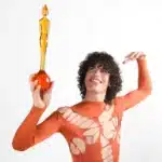 Jacob Alon krataei to vraveio Critics Choice sta BRIT Awards 2026