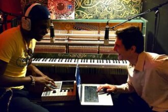 Kungs Galaxy video clip 2026