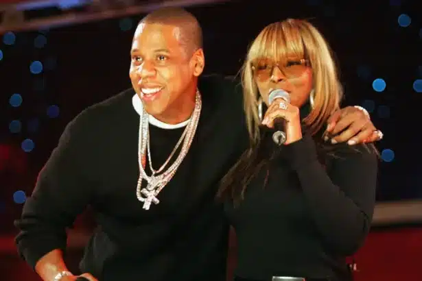 Mary J. Blige και Jay-Z στη σκηνή σε κοινή τους εμφάνιση στη Νέα Υόρκη