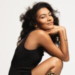 Olivia Dean The Art of Loving άλμπουμ Νο1 charts ιστορικό ρεκόρ δεκαετίας