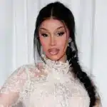 : Cardi B απαντά σε fan και μιλά για την αυθεντικότητα και τη φήμη