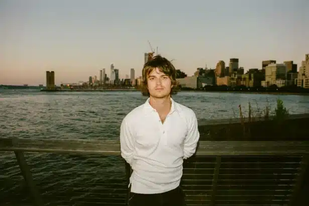 Joe Keery ως Djo κατακτά το Νο.1 μετά το Stranger Things finale