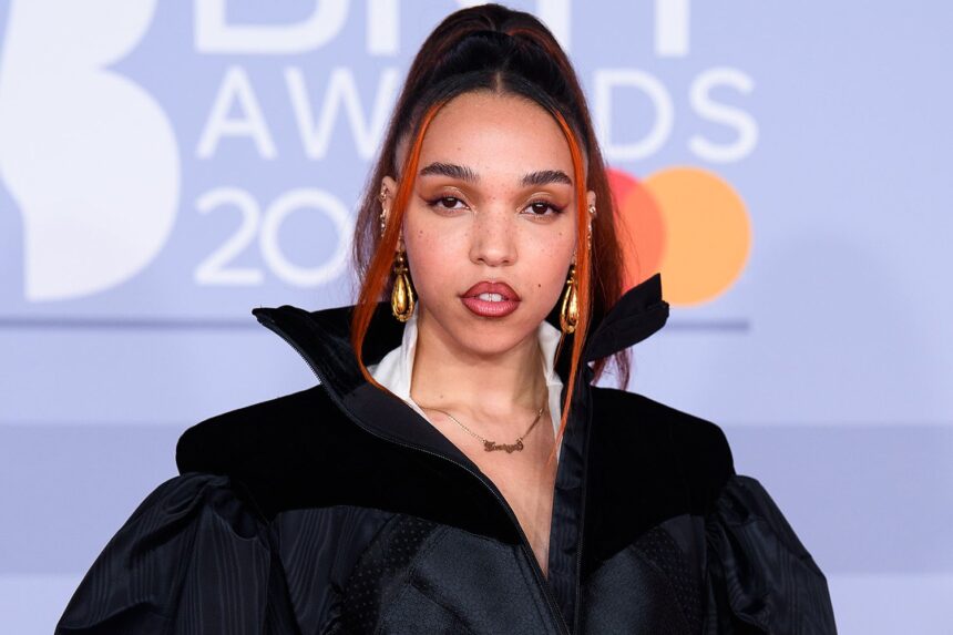 FKA twigs φωτογράφιση για το ELLE UK