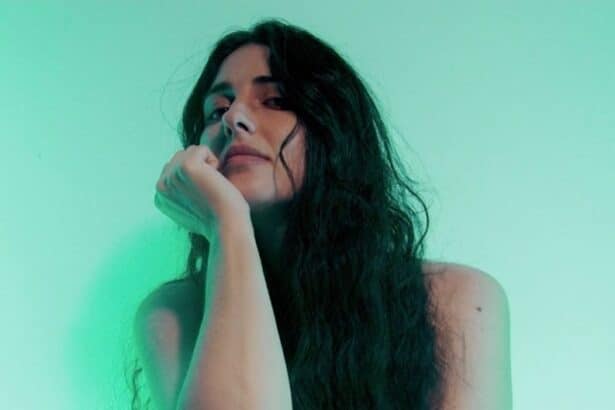 Η Μαρία Παπαλεοντίου για το τραγούδι Το Τραγουδάκι Της Αγάπης