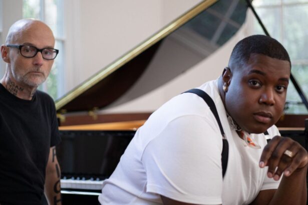 Ο Moby και ο Jacob Lusk σε πορτραίτο για το νέο άλμπουμ “Future Quiet”