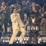 Bad Bunny σε συνέντευξη πριν το Super Bowl Halftime Show