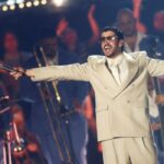 Bad Bunny κατά τη διάρκεια του Super Bowl halftime show και δημοσκόπηση αποδοχής