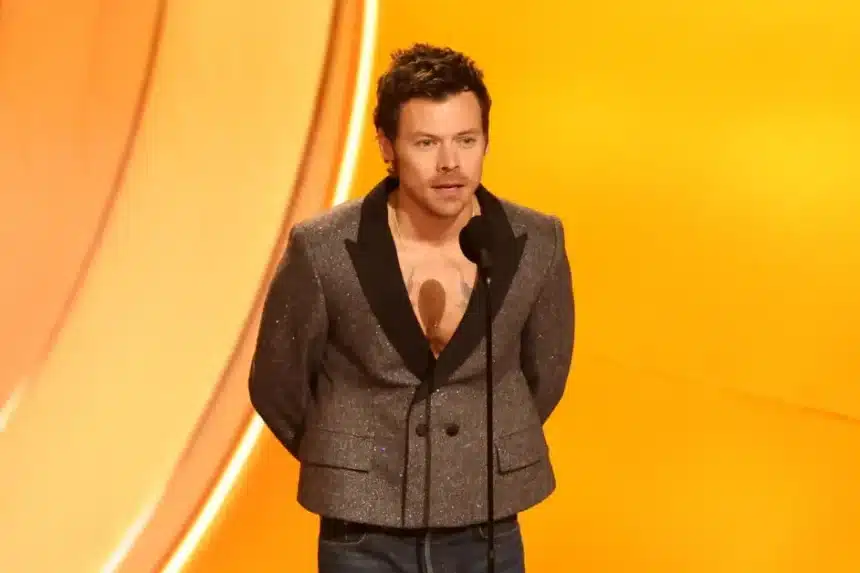Harry Styles μετά την επιτυχία του Aperture στο streaming Νο1