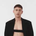 Olly Alexander μιλά για φήμη, επιβεβαίωση και LGBTQ ακτιβισμό σε πρόσφατη συνέντευξη