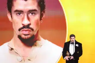 Bad Bunny στα Grammys 2026 κατά τη διάρκεια ιστορικής ομιλίας αποδοχής