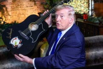 Donald Trump στο Graceland σχόλια για Elvis Presley και ξενάγηση στο σπίτι του