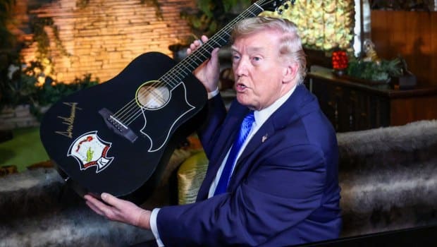 Donald Trump στο Graceland σχόλια για Elvis Presley και ξενάγηση στο σπίτι του