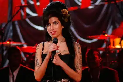 Amy Winehouse και Blake Fielder-Civil σε κοινή εμφάνιση, δηλώσεις για τον θάνατό της και τη σχέση τους