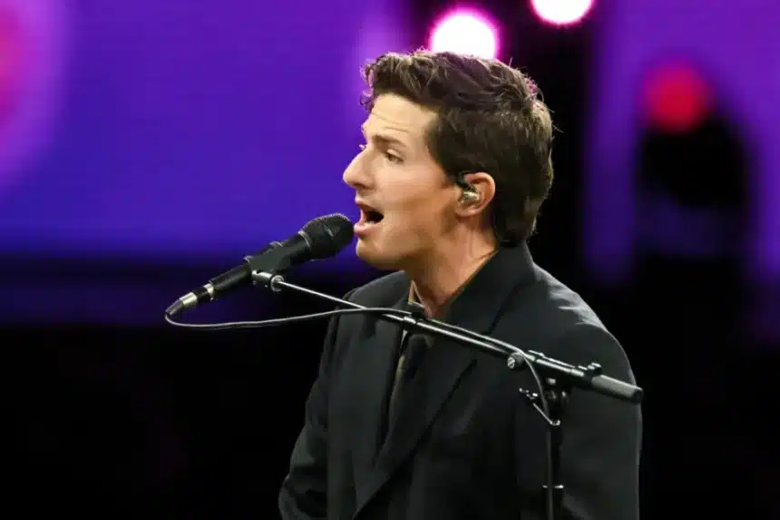Charlie Puth νέο άλμπουμ Whatever’s Clever πιο ειλικρινής πλευρά 2026