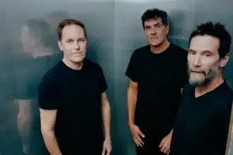 Dogstar συγκρότημα με Keanu Reeves για το άλμπουμ All in Now