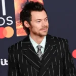 Harry Styles στα BRIT Awards 2026 καθώς το άλμπουμ του βρίσκεται στο No1 των UK charts