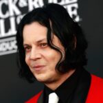 Jack White παρουσιάζει την πρώτη του εικαστική έκθεση στο Λονδίνο
