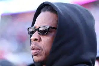 Ο Jay-Z μιλά για την αγωγή σεξουαλικής επίθεσης και την άρνηση συμβιβασμού