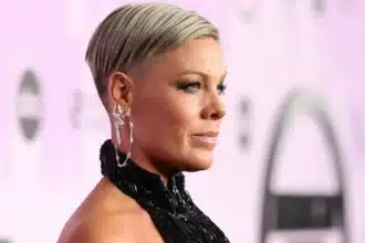 Pink μιλά για τη μετακόμιση της οικογένειάς της στη Νέα Υόρκη για να στηρίξει τα όνειρα της κόρης της Willow