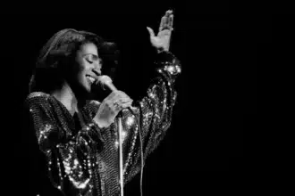 Anita Ward Ring My Bell viral επιστροφή στο TikTok και στο streaming