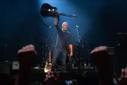 Bruce Springsteen συναυλία Land of Hope and Dreams πολιτική περιοδεία 2026
