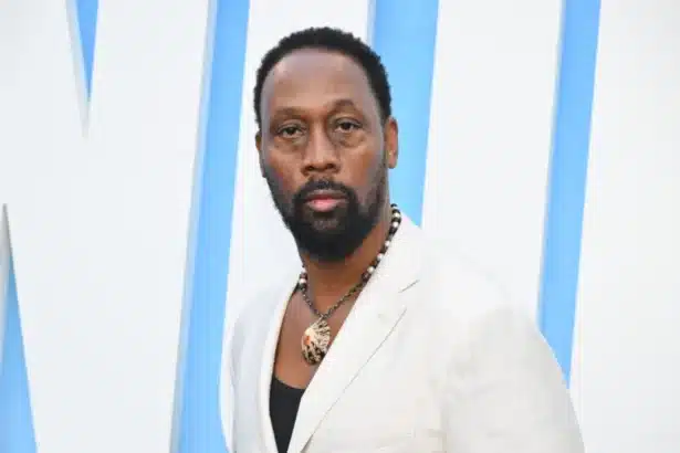 Ο RZA σε δημόσια εμφάνιση καθώς σχολιάζει το όνομα του γιου της Rihanna και του A$AP Rocky