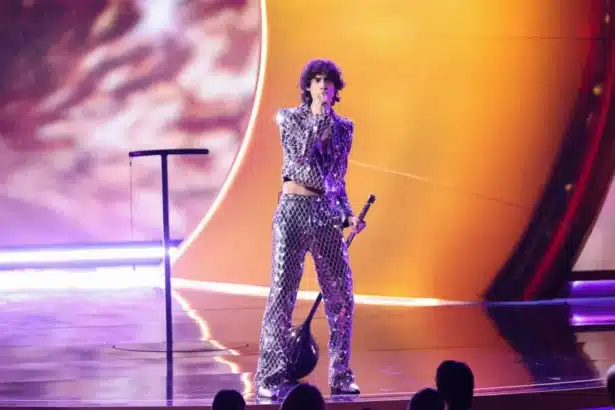 sombr Cranberries Linger live Δουβλίνο Noel Hogan Mike Hogan σκηνή