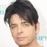 Gary Numan και David Bowie σε διαφορετικές εποχές με αναφορά στη μεταξύ τους ένταση