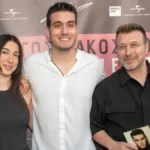 Γιάννης Πλούταρχος σε ερμηνεία στο «Άλα Παλιά» με λαϊκό ύφος και έντονο συναίσθημα